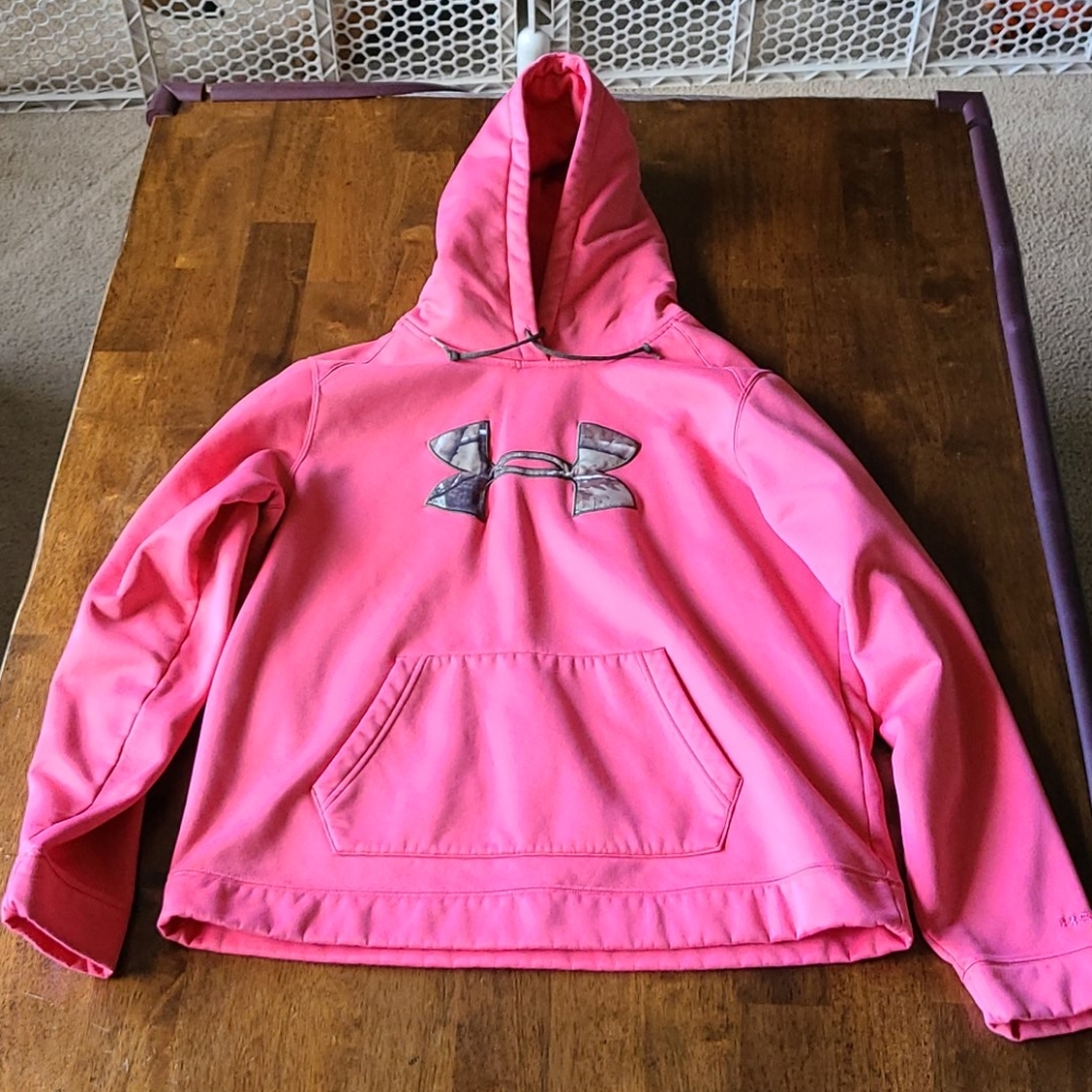 Under Armour sweatshirt